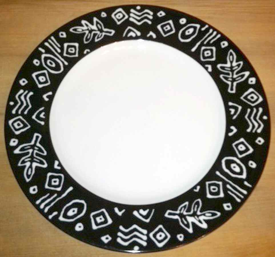 PER145 Dinner Plate by Pier 1-1