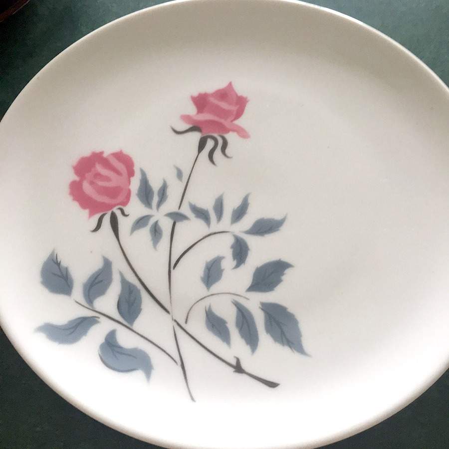 Roseleaf Salad Plate by Princess - Empcraft (USA)-1