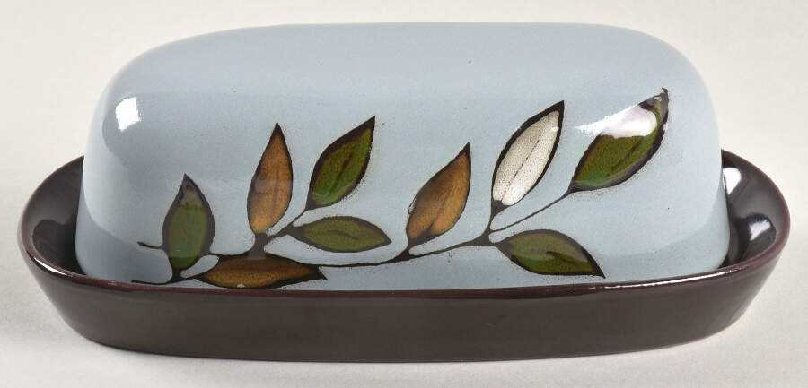 Rustic Leaves 1/4 Lb Covered Butter by Pfaltzgraff-1