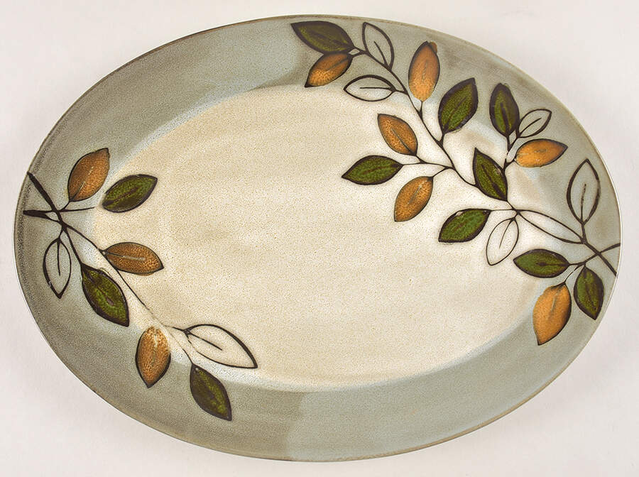 Rustic Leaves 12" Oval Serving Platter by Pfaltzgraff-1