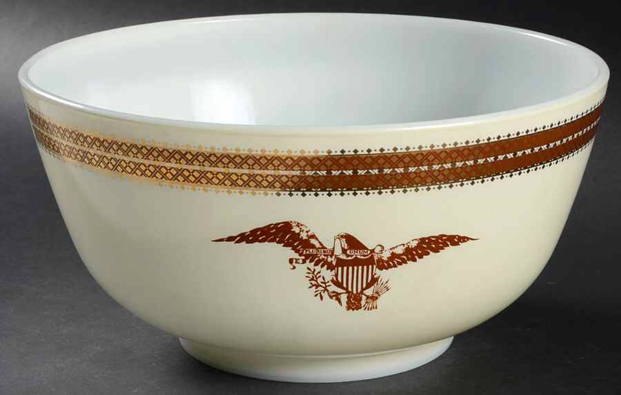 Federal Eagle 9" Mixing Bowl by Pyrex-1
