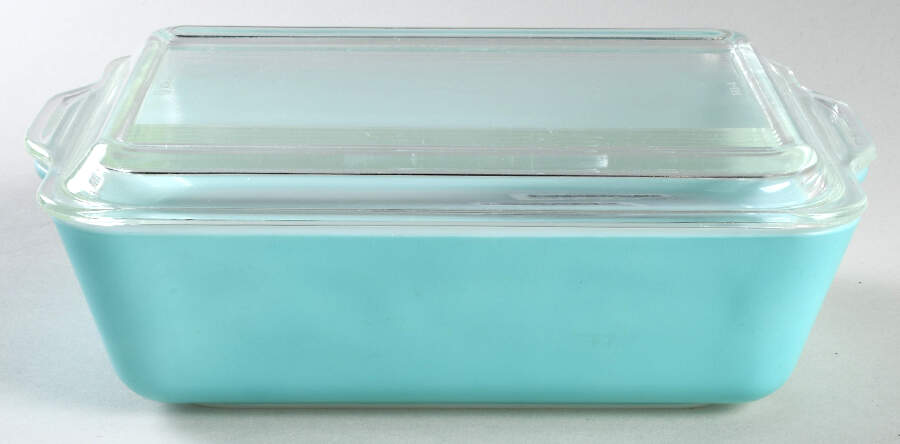Turquoise Large Refrigerator Jar & Lid by Pyrex-1