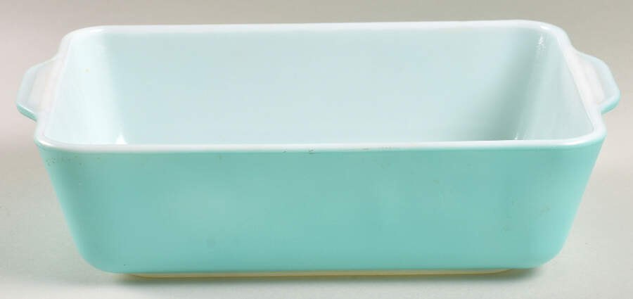 Turquoise Large Refrigerator Jar No Lid by Pyrex-1