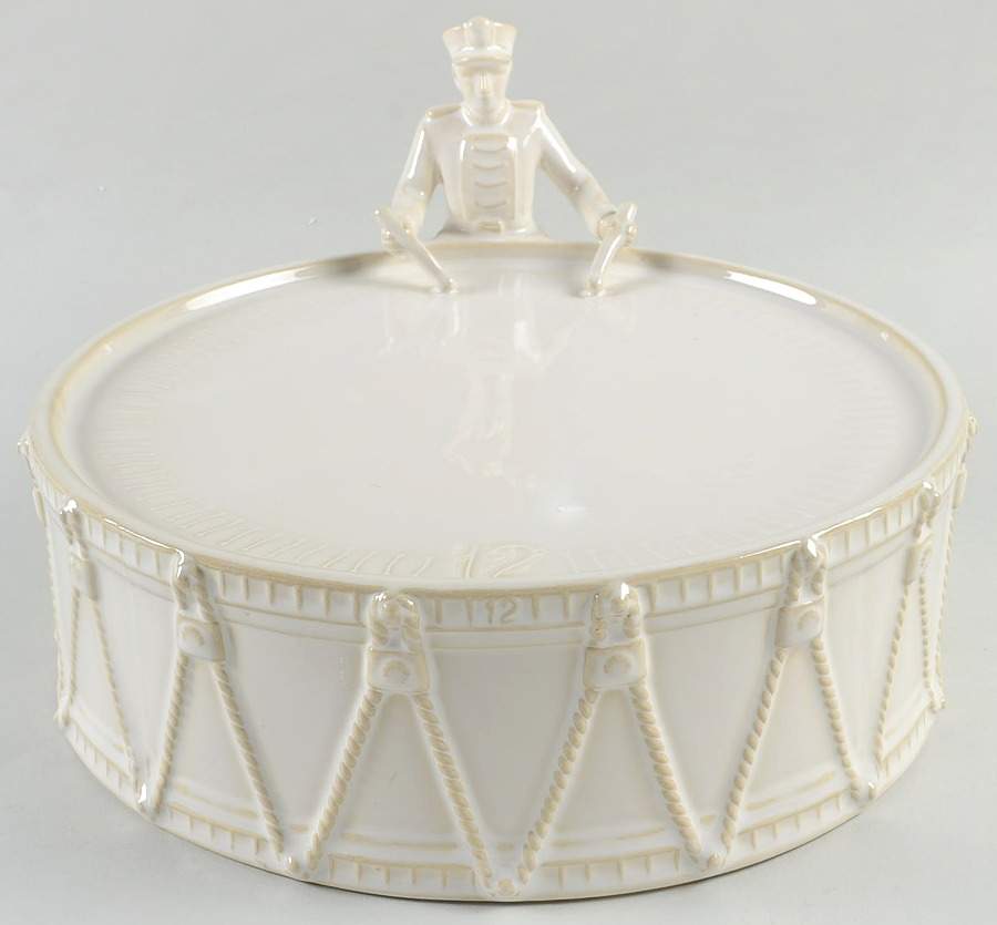 Twelve Days of Christmas Cake Plate by Pottery Barn China-1