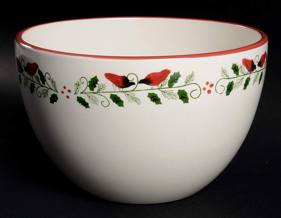 Cardinal & Holly 9" Round Vegetable Bowl by Pfaltzgraff-1