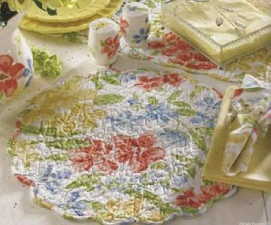 Emily Cloth Placemat by Park Designs-1