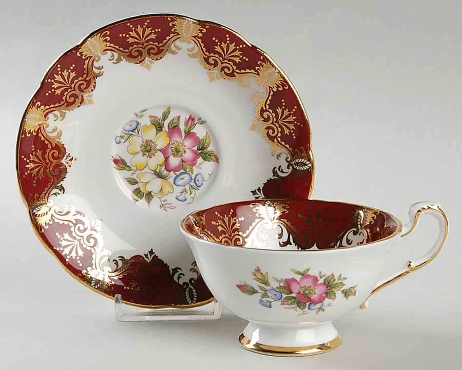 F104e Footed Cup & Saucer Set by Paragon-1