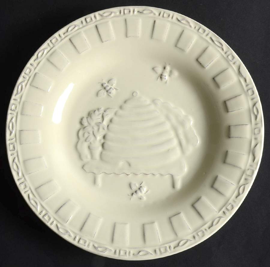 Naturewood Embossed Salad Plate by Pfaltzgraff-1