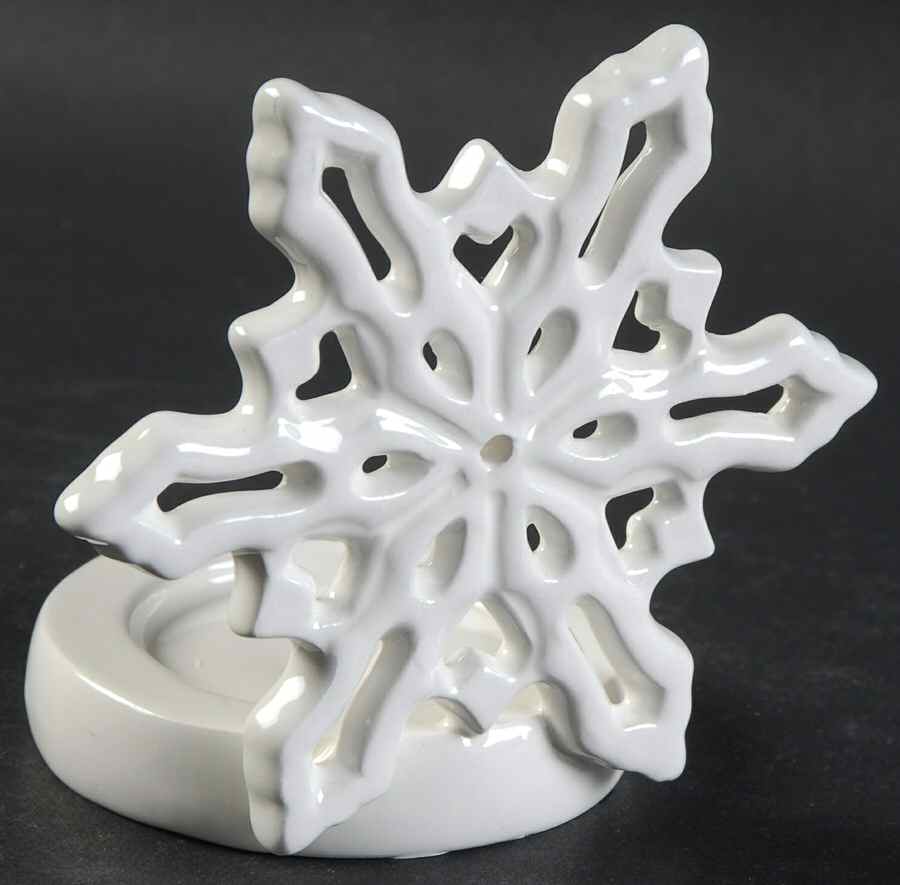 Snow Flurries Figural Tea Light Candleholder by Princess House-1