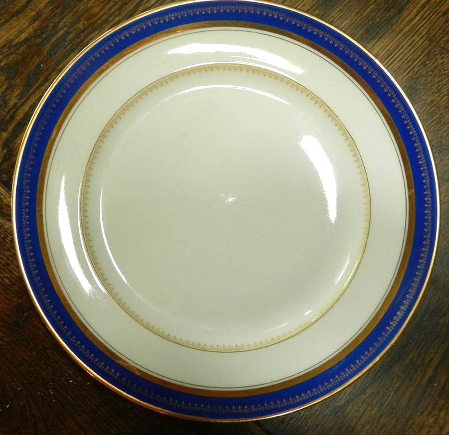 PL87 Dinner Plate by Porcelaine Limousine-1