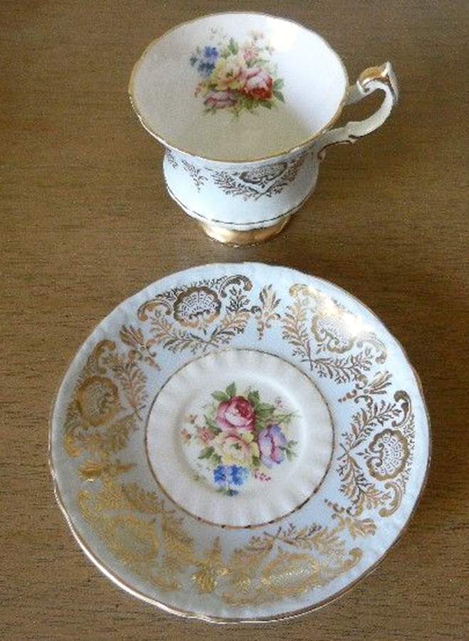 E87b Footed Cup & Saucer Set by Paragon-1