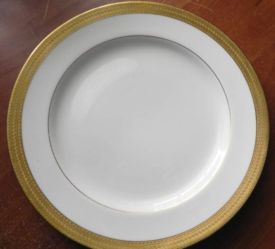 PL89 Dinner Plate by Porcelaine Limousine-1