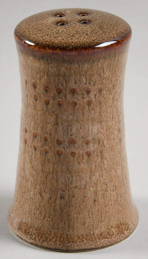 Cambria Pepper Shaker by Pfaltzgraff-1