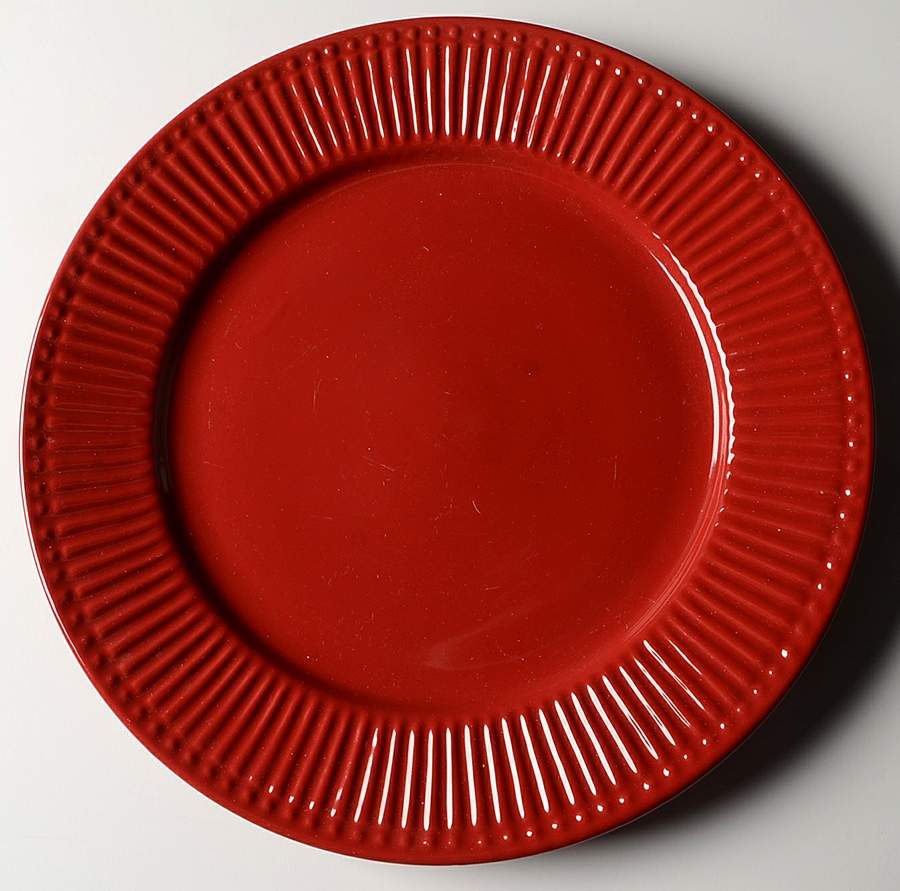 Kamryn Red Dinner Plate by Pfaltzgraff-1