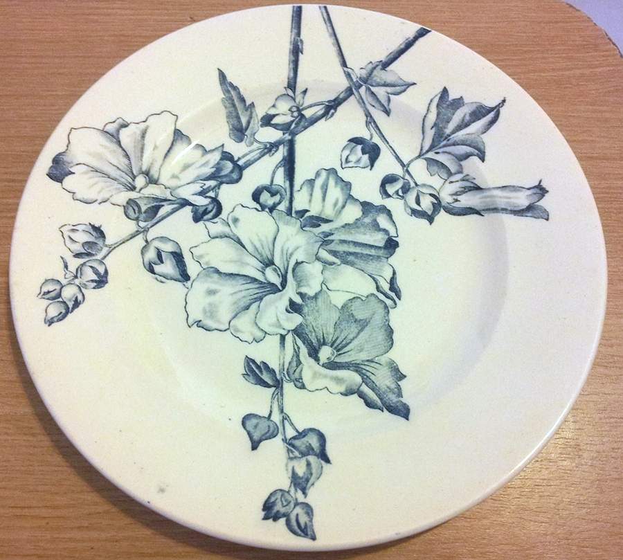 P5T1 Dinner Plate by Pr Triemieres-1