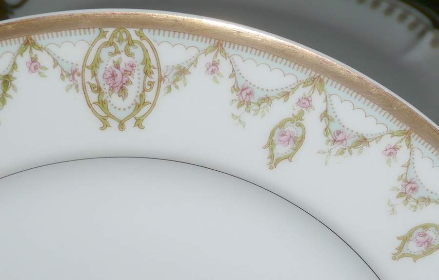 POY806 Dinner Plate by Jean Pouyat-1