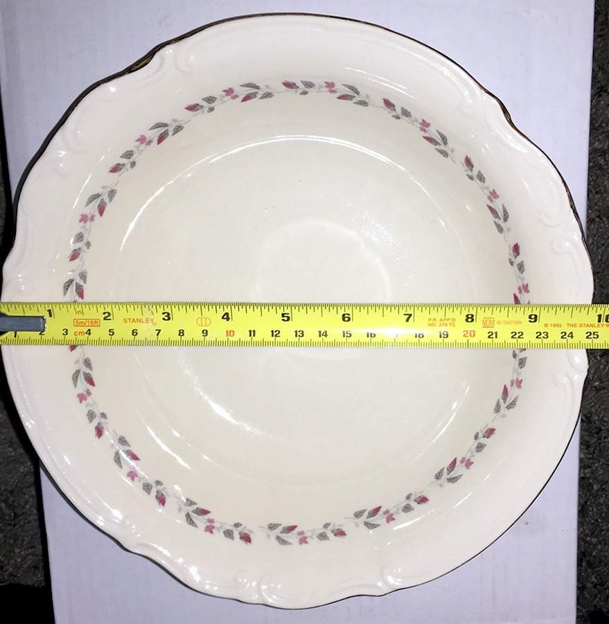 POL48 10" Round Vegetable Bowl by Poland-1