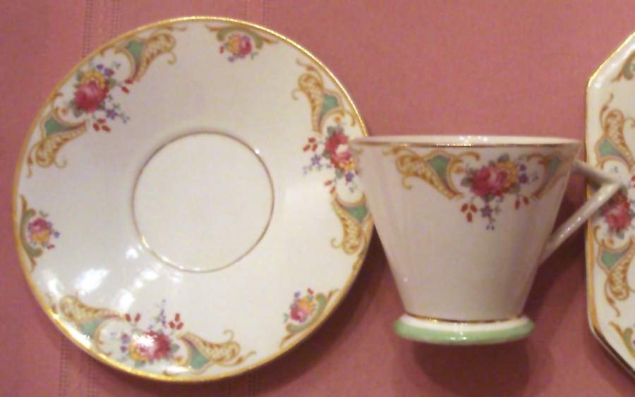 PAL20 Footed Cup & Saucer Set by Palissy-1