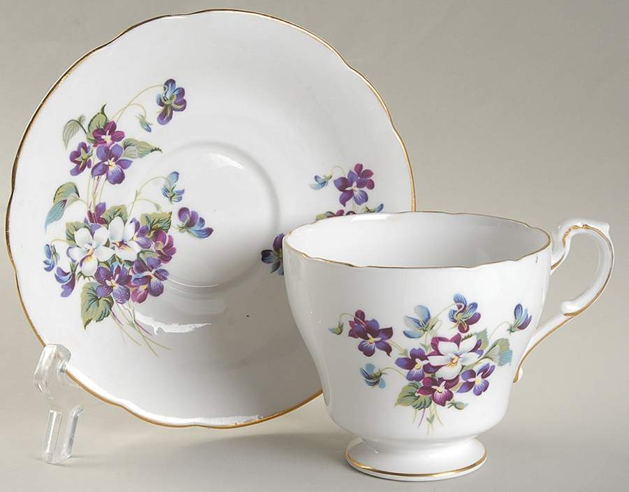 PAR223 Footed Cup & Saucer Set by Paragon-1