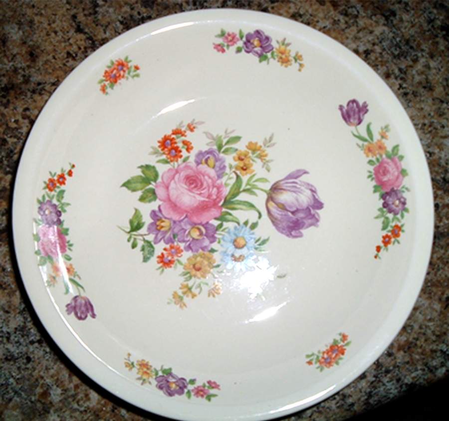 PCP303 Dinner Plate by Paden City-1