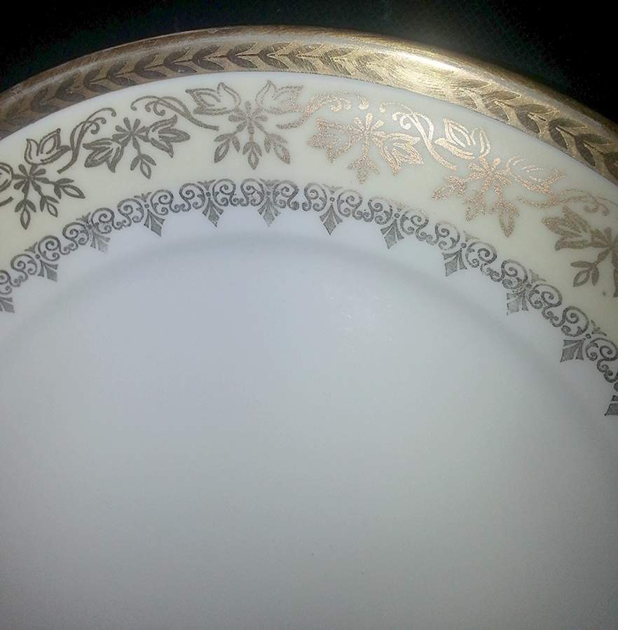 PL91 Cake Plate by Porcelaine Limousine-1