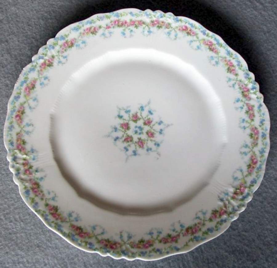 POY811 Dinner Plate by Jean Pouyat-1