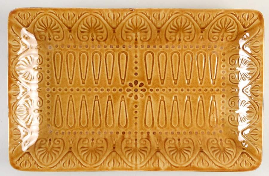 Dolce Honey 14" Rectangular Serving Platter by Pfaltzgraff-1