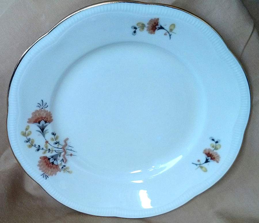 PRG83 Dinner Plate by Porsgrund-1
