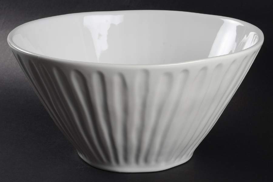 Finger White 11" Round Serving Bowl by Primagera-1