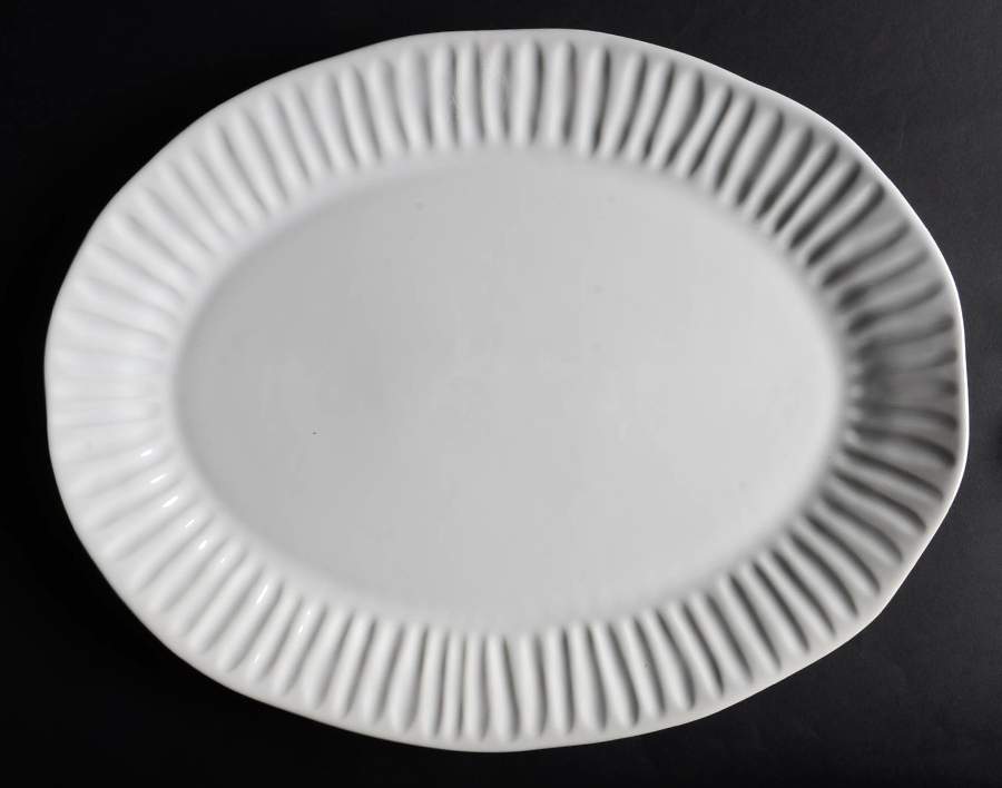 Finger White 16" Oval Serving Platter by Primagera-1