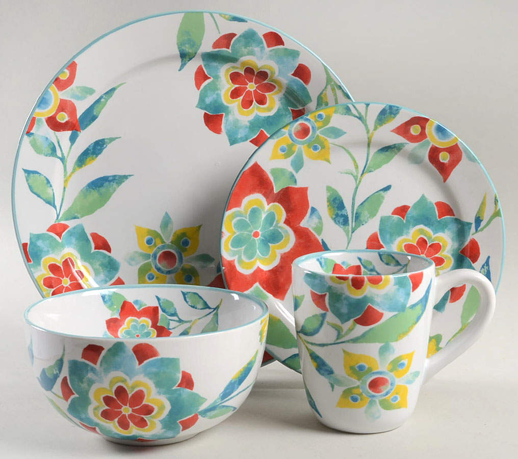 Floral Medallion 4 Piece Place Setting by Pfaltzgraff-1