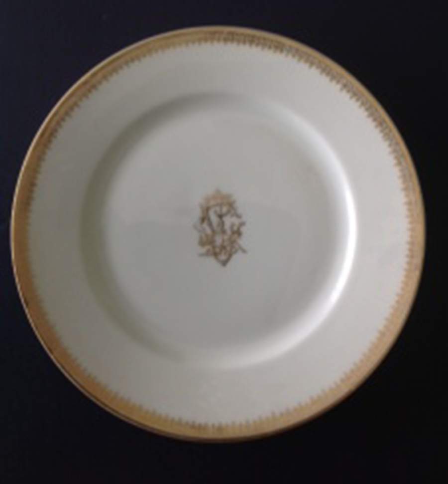 PIL34 Dinner Plate by Pillivuyt-1