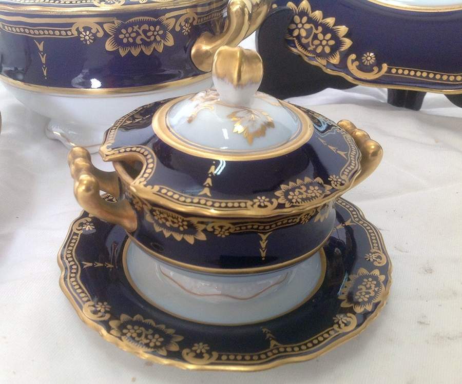7162 Gravy Boat w/Attached Underplate & Lid by Pirkenhammer-1