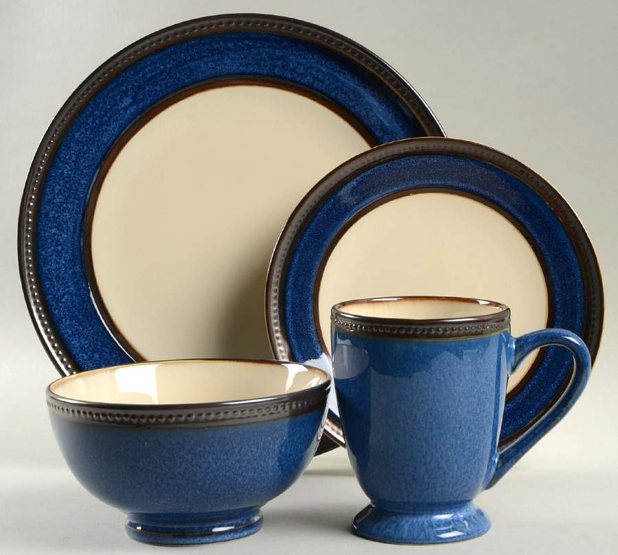 Catalina Cobalt Blue 32 Piece Estate Set by Pfaltzgraff-1
