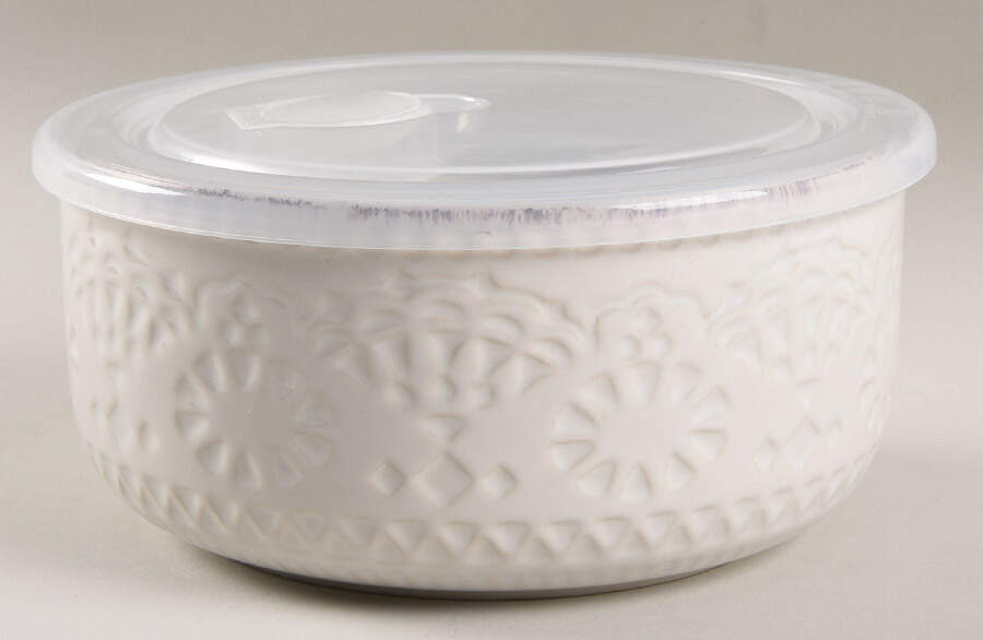 Chateau 6" Storage Bowl Ceramic with Plastic Lid by Pfaltzgraff-1