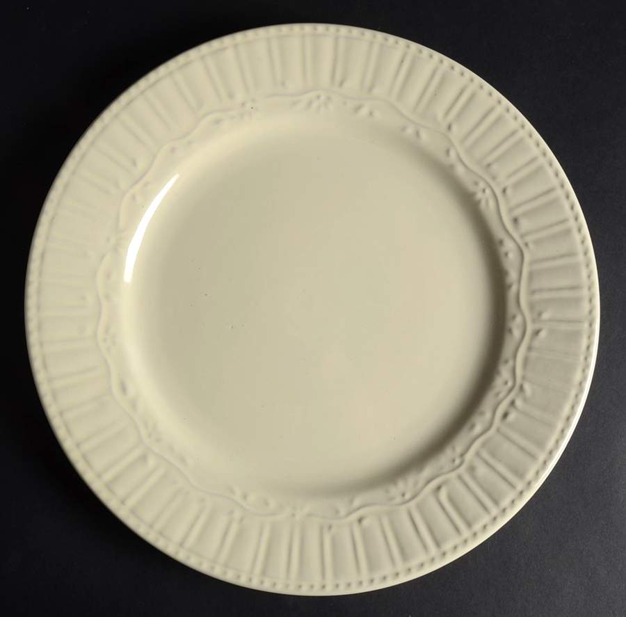 Amelia Cream 12" Chop Plate (Round Platter) by Pfaltzgraff-1