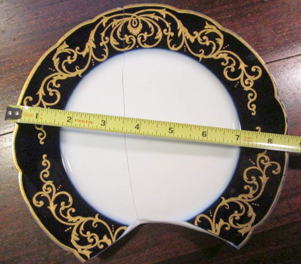 POY829 Luncheon Plate by Jean Pouyat-1