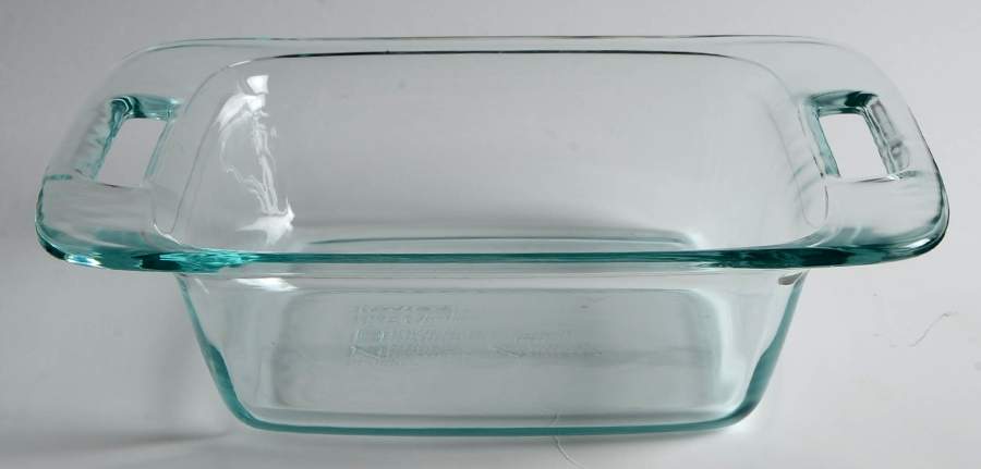 Easy Grab 9" Square Baker by Pyrex-1
