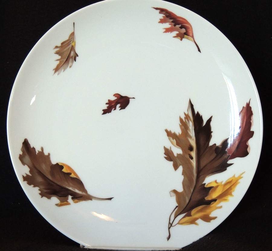 PDP31 Luncheon Plate by Porcelaine De Paris-1