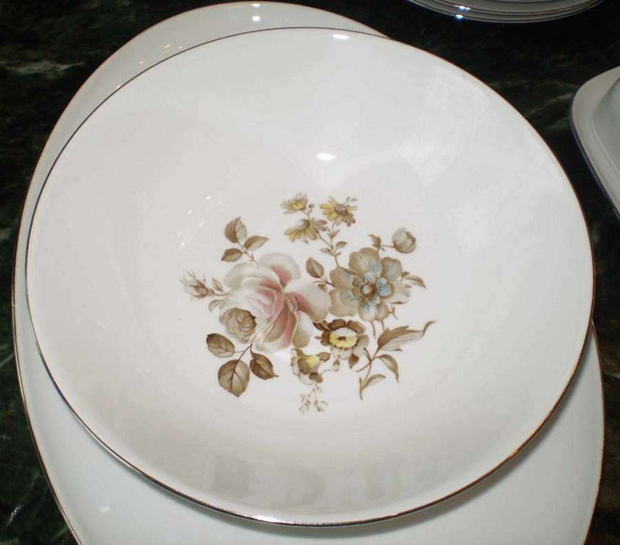 PLN23 Dinner Plate by Plankenhammer-1