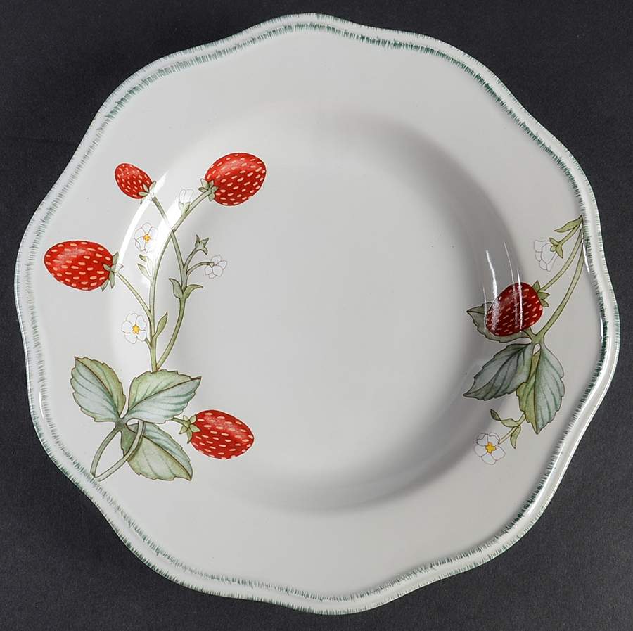 Strawberry Vine Salad Plate by Pfaltzgraff-1
