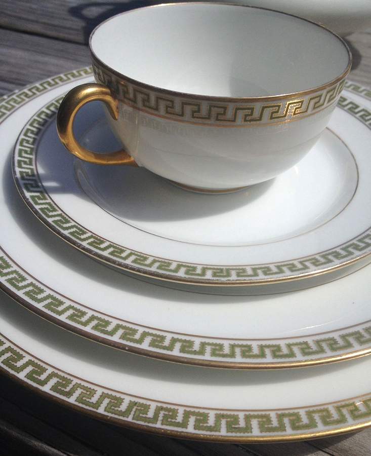 PAD48 Salad Plate by Paroutaud-1