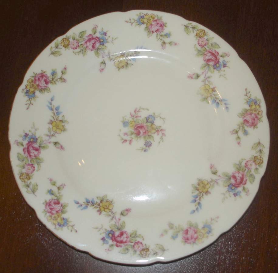 7466 Dinner Plate by Pfeiffer & Lowenstein-1