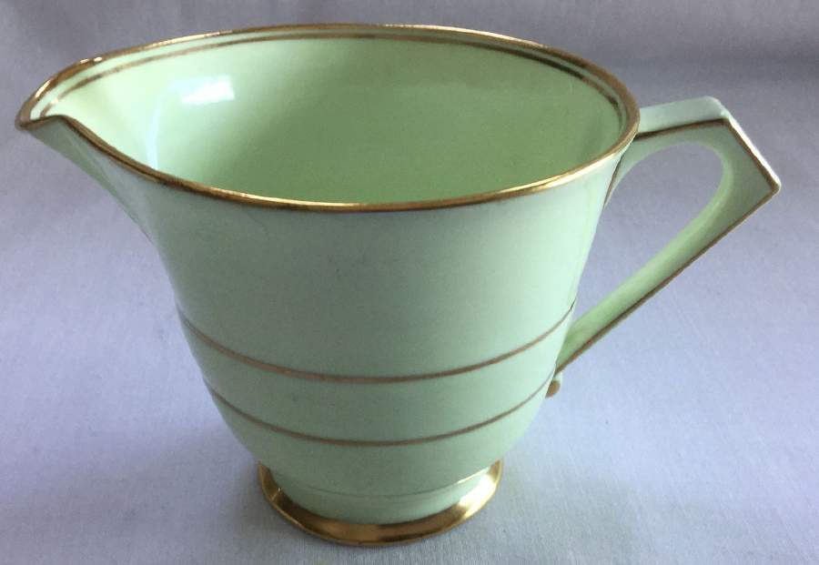 G2764 Creamer by Paragon-1