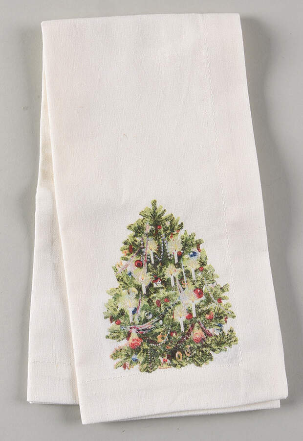 Nostalgic Santa (Nostalgic Christmas) Cloth Napkin by Pottery Barn China-1
