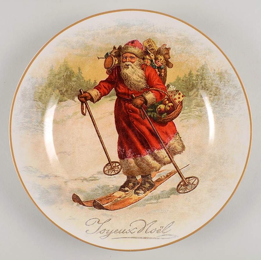 Nostalgic Santa (Nostalgic Christmas) Dinner Plate by Pottery Barn China-1