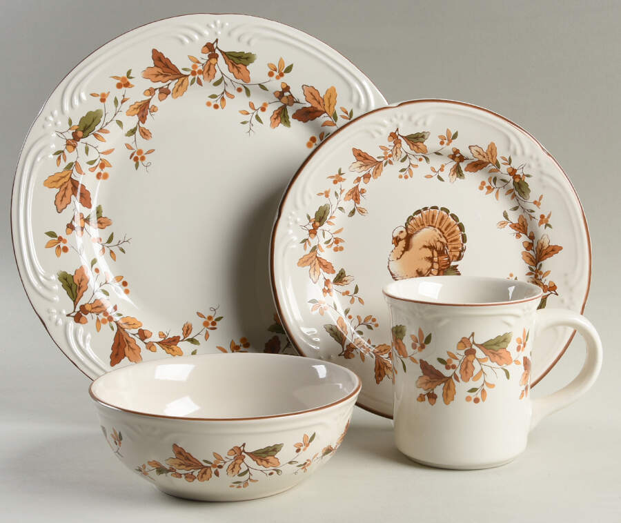 Autumn Berry 4 Piece Place Setting by Pfaltzgraff-1