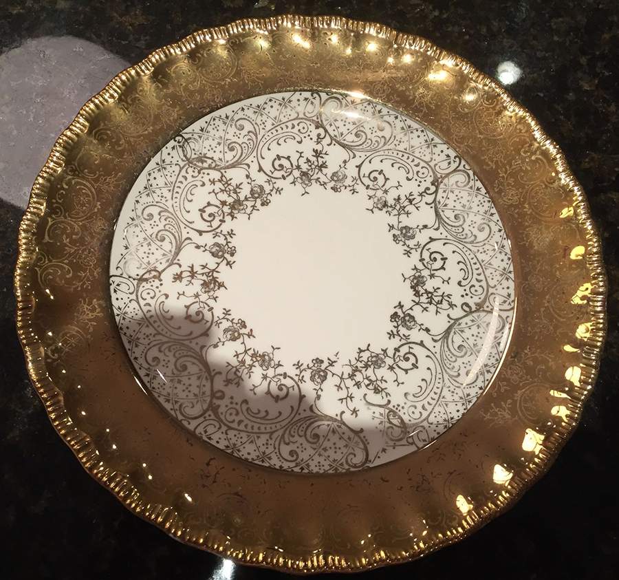 POP337 Dinner Plate by Pope Gosser-1