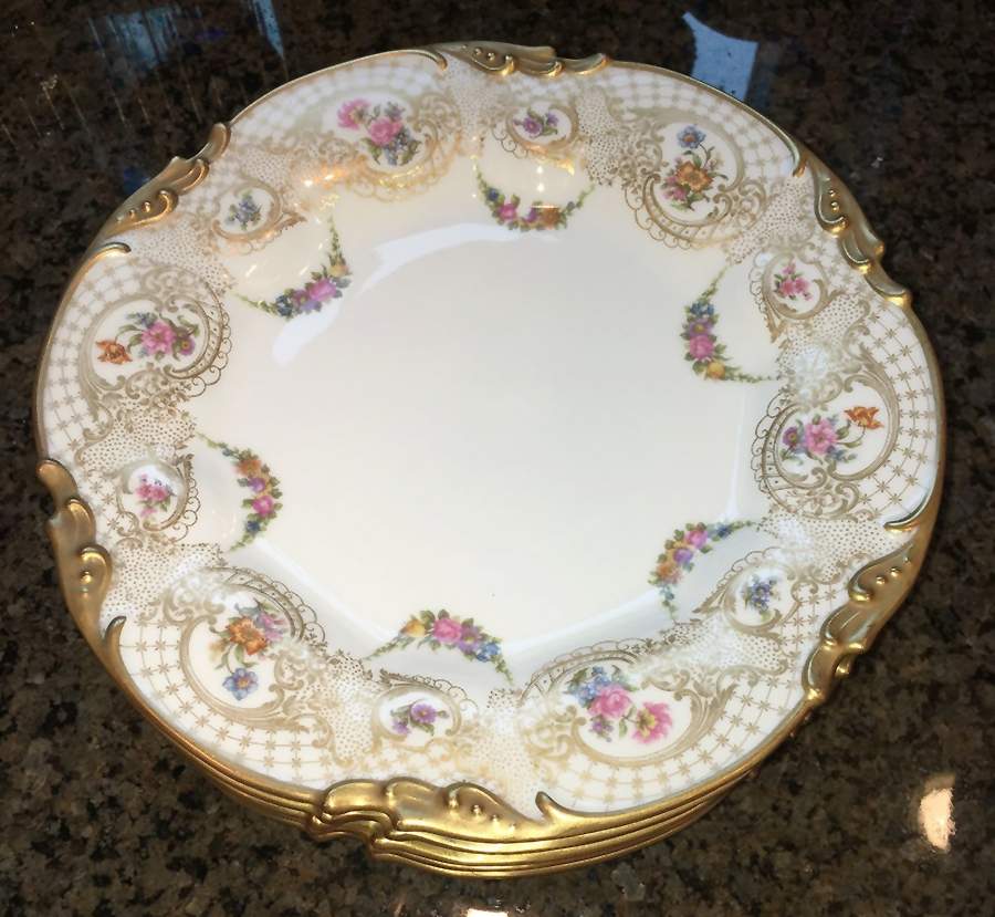 POY904 Dinner Plate by Jean Pouyat-1
