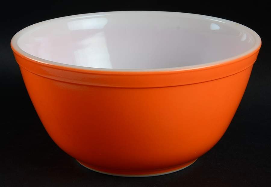Reverse Primary 7" Mixing Bowl by Pyrex-1
